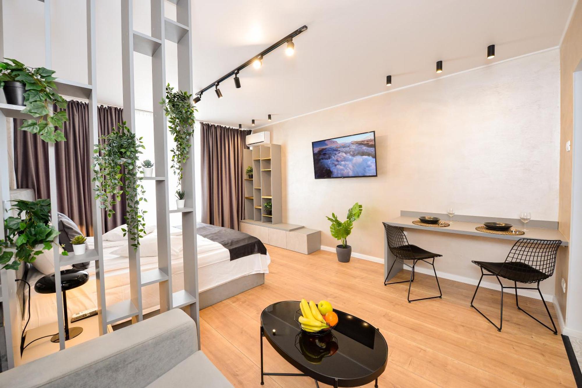 Tower By Grand Accommodation Bucharest Room photo